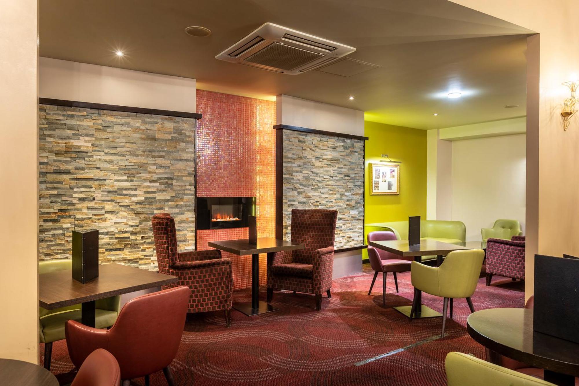 Gloucester Robinswood Hotel, BW Signature Collection Exterior foto
